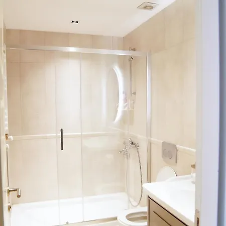 New! Modern 3bedroom In Cihangir Estambul