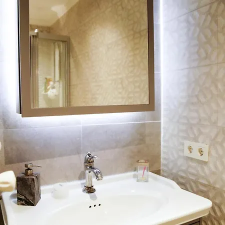 New! Modern 3bedroom In Cihangir Apartamento Estambul