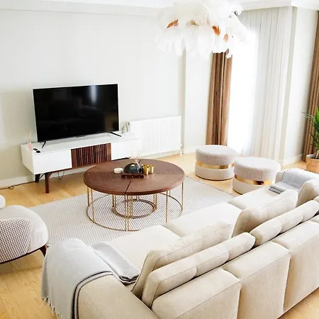 New! Modern 3bedroom In Cihangir Apartamento